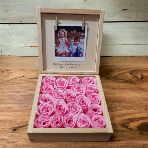 flower-box-kwiaty-z-mydla-pudelko
