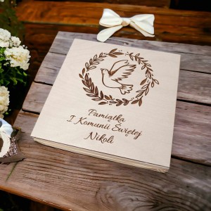 PUDEŁKO NA PIENIĄDZE  I KOMUNIA ŚWIĘTA 